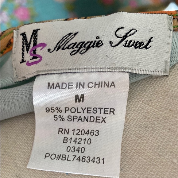 Colorful Patterned Women's Top - Picture 3 of 4